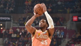 开云APP-米切尔45分班凯罗37+10 骑士主场轻取魔术|北京|贝恩|奥兰多魔术队|克利夫兰骑士队|多诺万-米切尔_新浪体育_新浪新闻