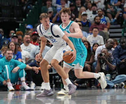 开云体育官网-【菜鸟】弗拉格27分5板5助3断1帽 克尼佩尔18分无三分 VJ15分8助