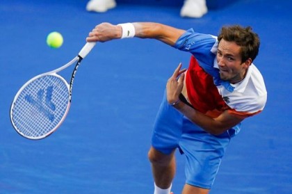 开云-梅德维德夫登顶世界第一 “三巨头”时代真结束了？